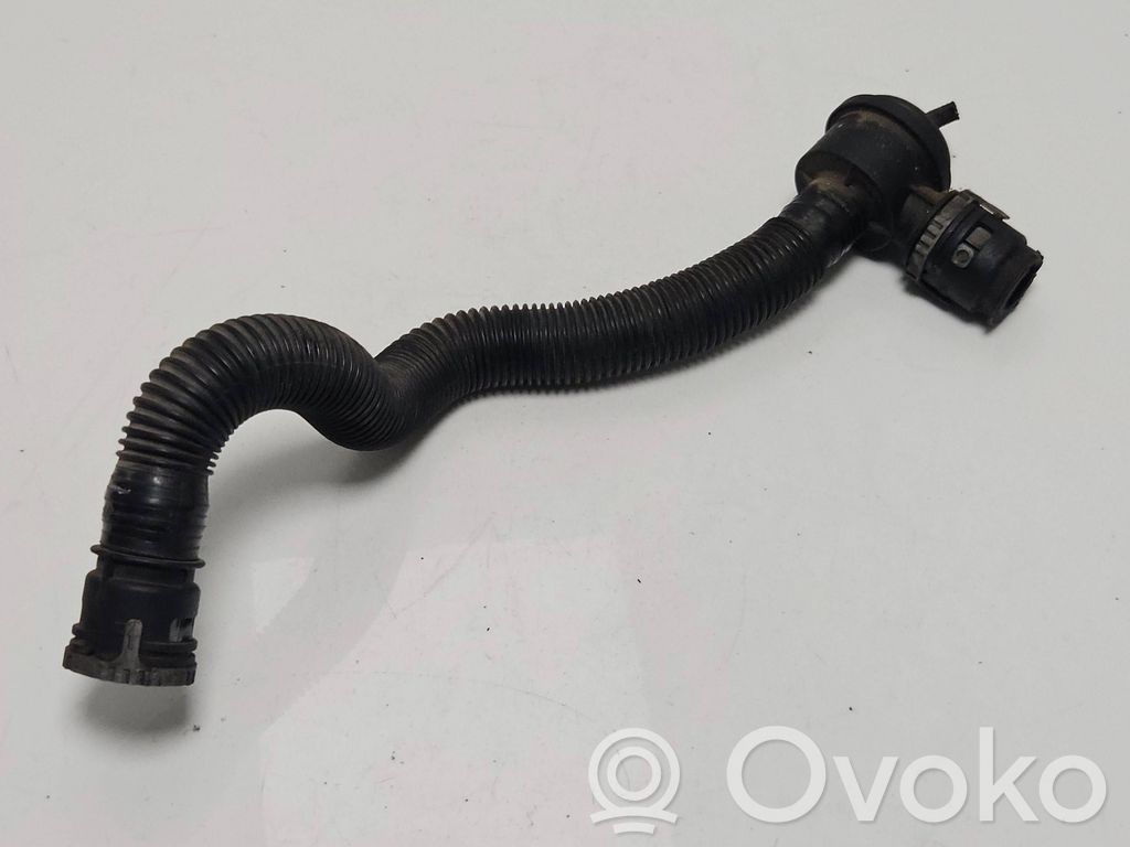 BMW 1 E82 E88 Ilmanoton letku 