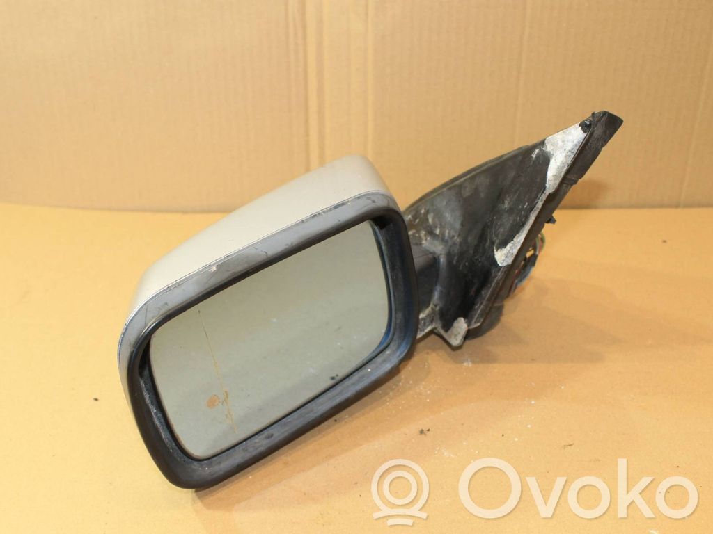 BMW 5 E39 Front door electric wing mirror 