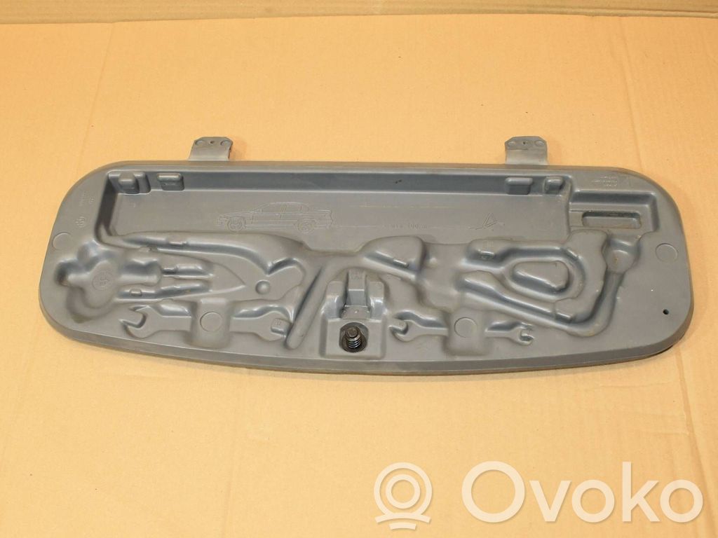 BMW 3 E46 Tool box 