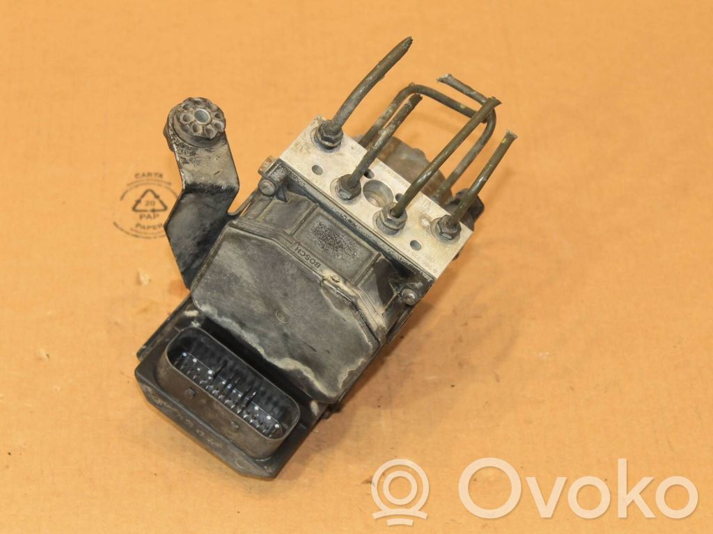 BMW 5 E39 ABS Pump 