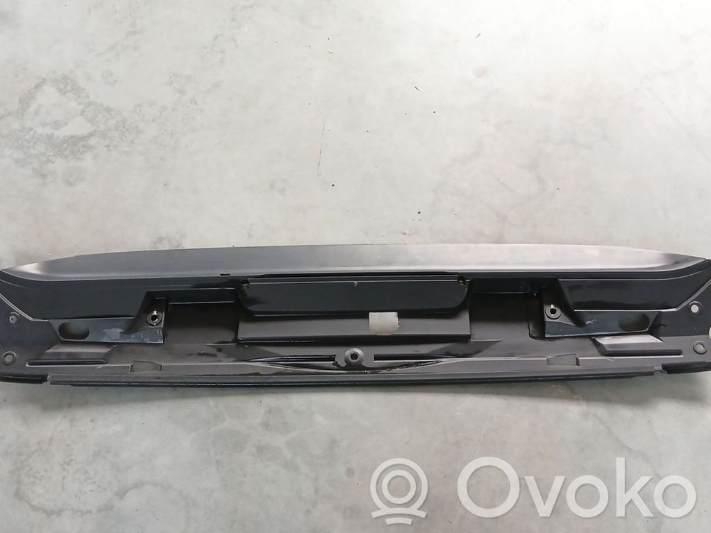 Tailgate/trunk spoiler   7025611,20628000,S247X78