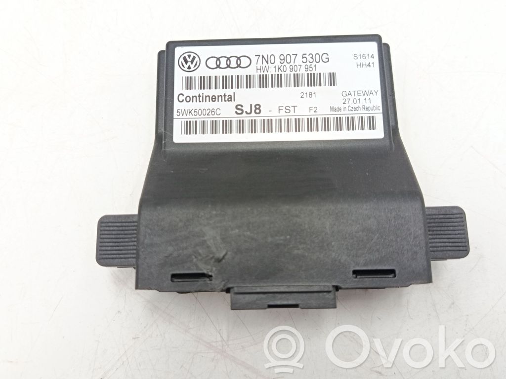 Volkswagen PASSAT B7 Módulo de control Gateway 