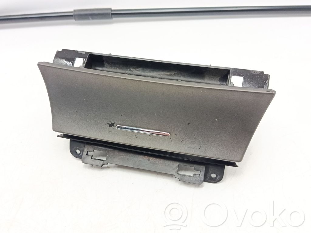 Jaguar X-Type Handschuhfach 