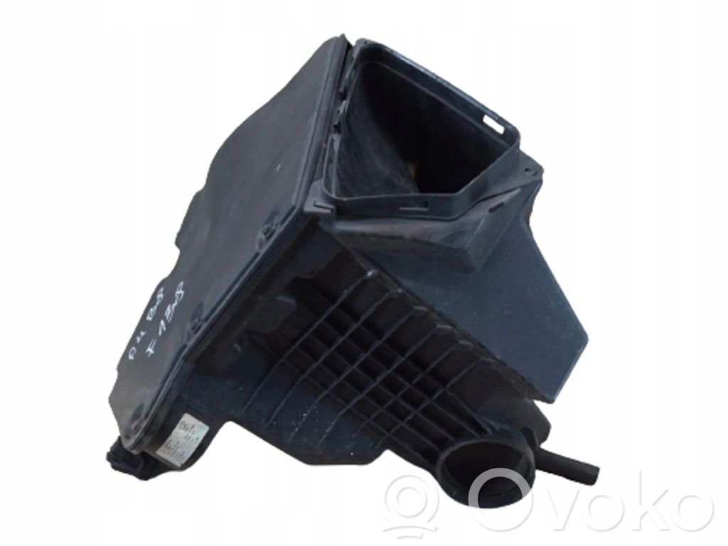 Audi A4 S4 B8 8K Obudowa filtra powietrza 