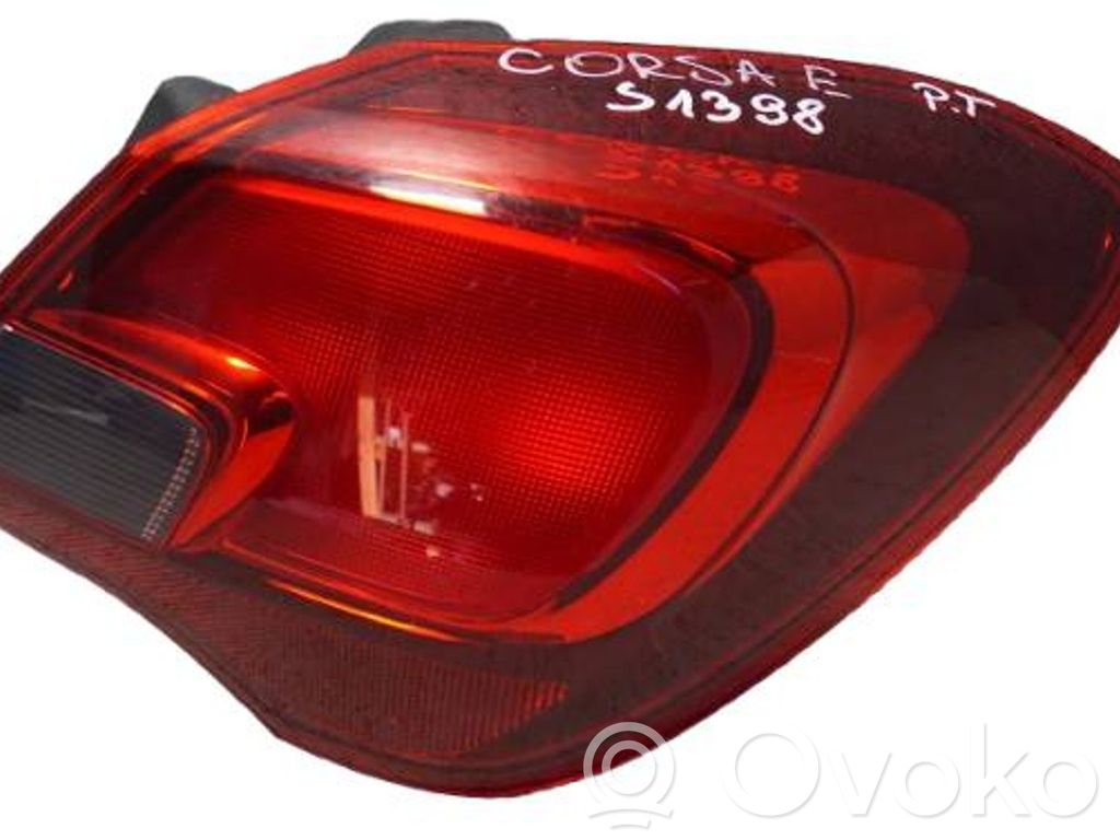 Rear/tail lights