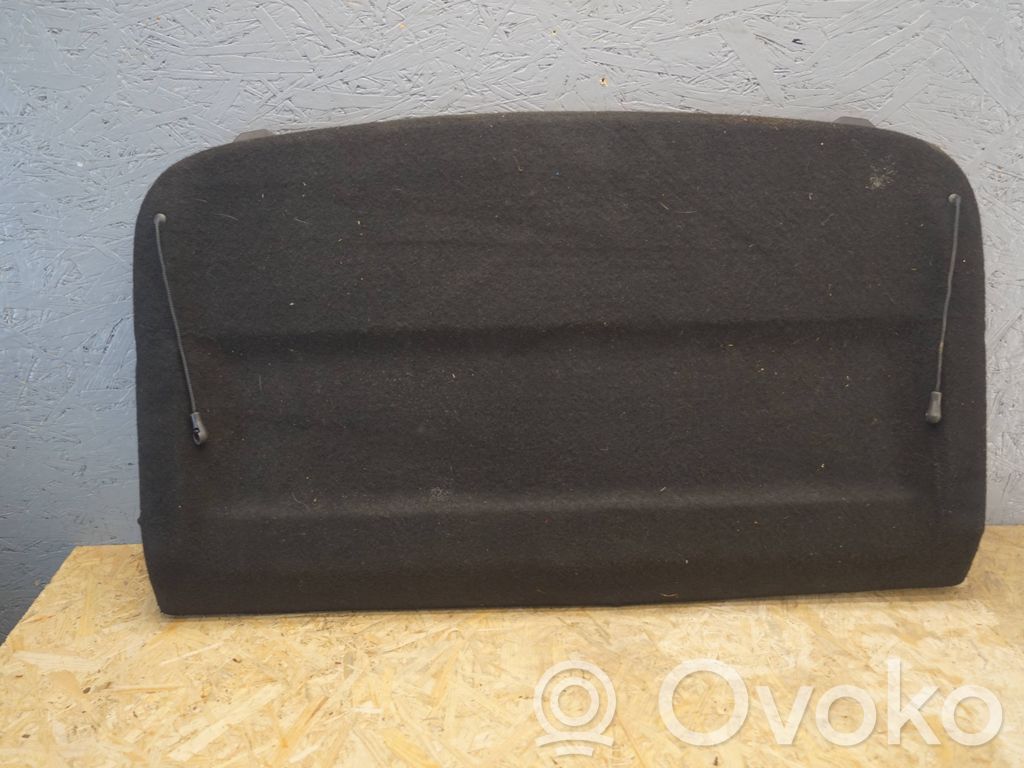 Opel Astra J Plage arrière 
