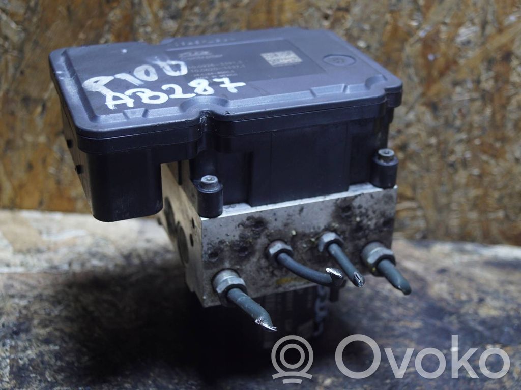 Nissan Navara D40 ABS bloks 