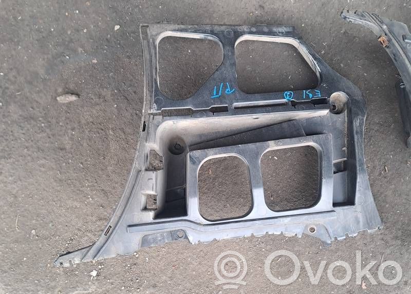 Rear bumper mounting bracket   7202670,72758411