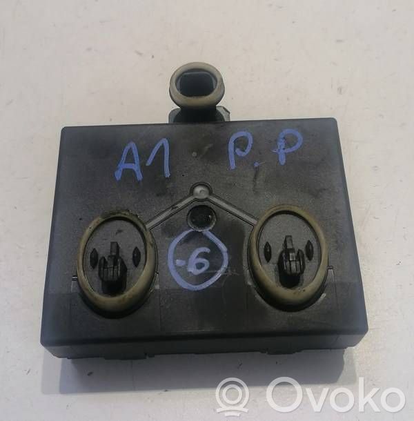 Autres unités de commande / modules   8X0959792K