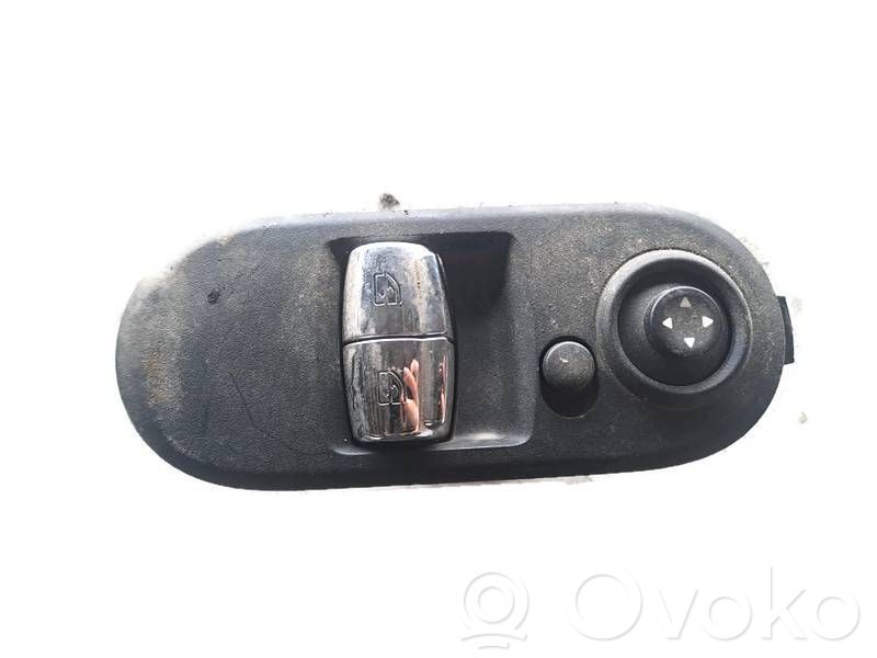 Electric window control switch   9354852,030916,L50506
