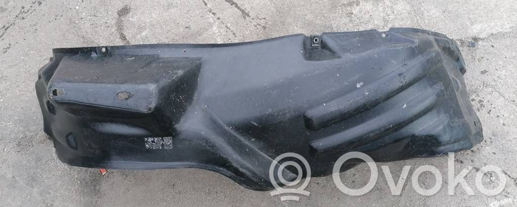 Mitsubishi L200 Rivestimento paraspruzzi parafango posteriore 