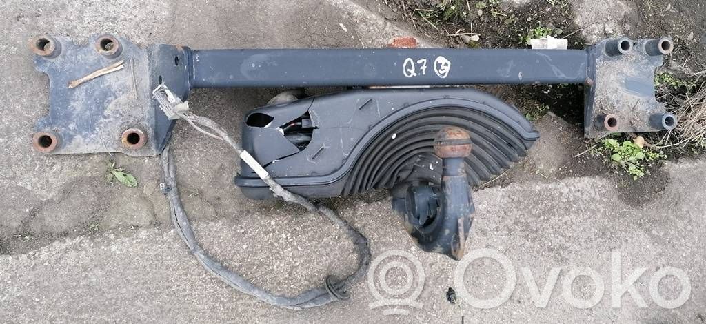 Audi Q7 4M Hak holowniczy / Komplet 
