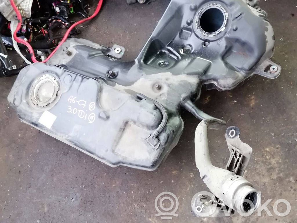 Audi A6 S6 C7 4G Polttoainesäiliö 