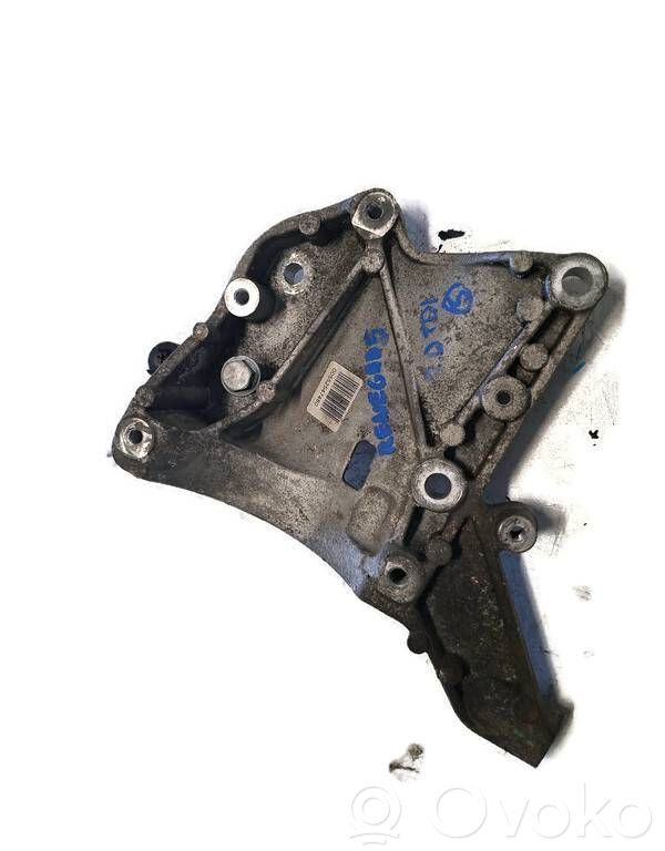 Jeep Renegade Engine mounting bracket 