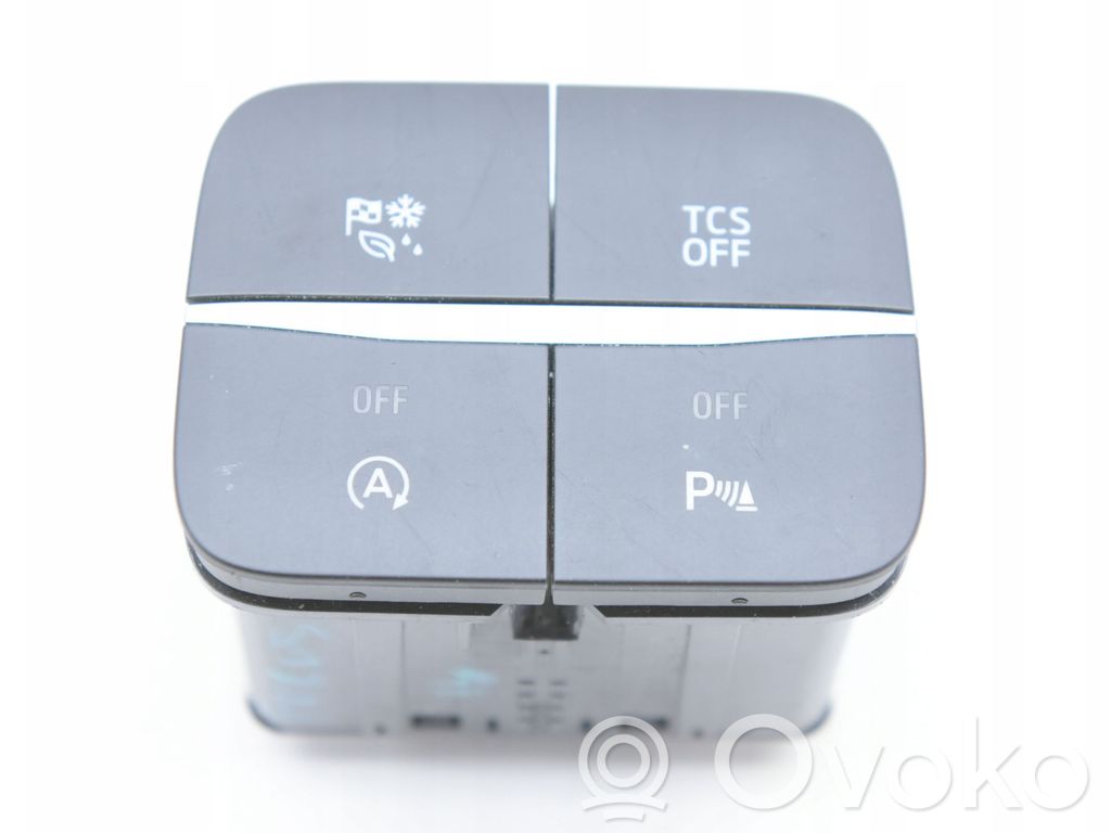 Ford Focus Tailgate/trunk/boot open switch 