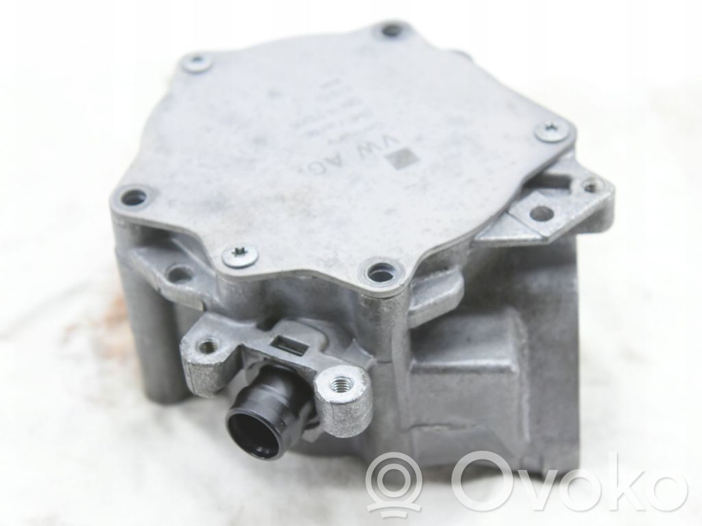 Audi A3 S3 8V Vacuum pump 