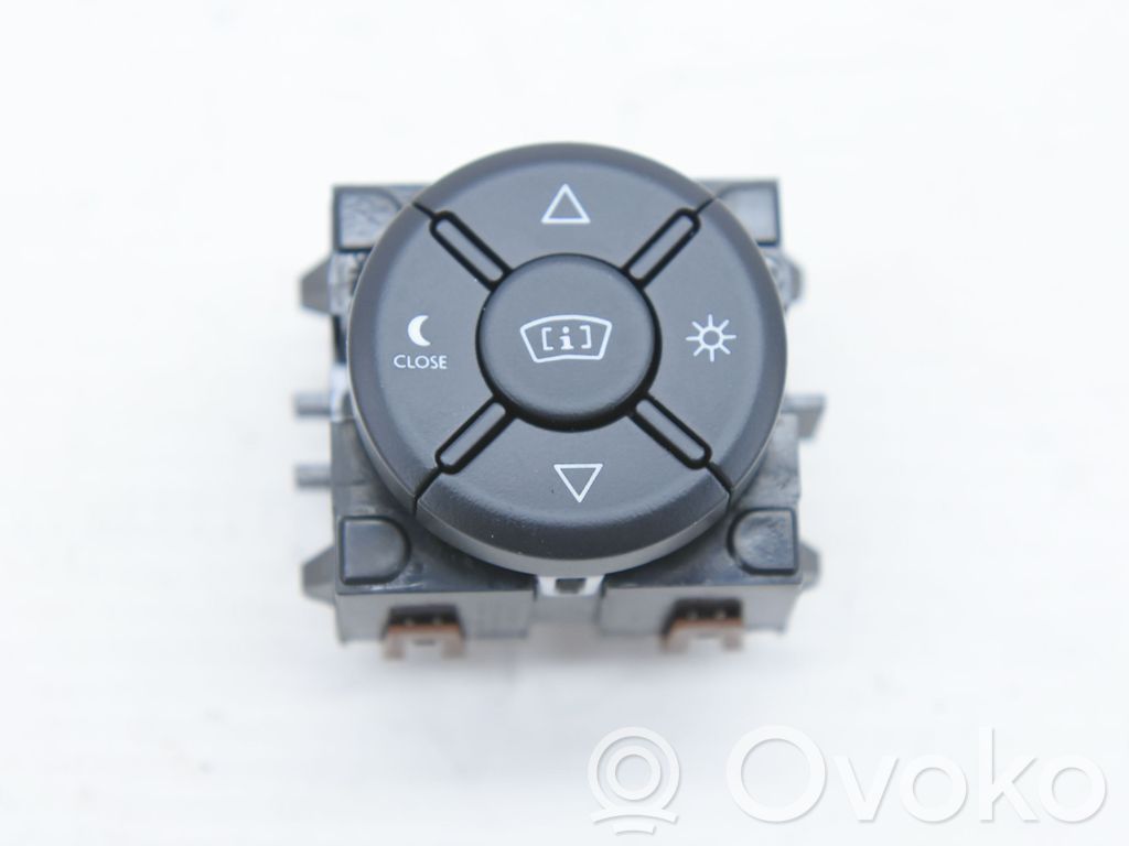 Peugeot 508 II Engine head 