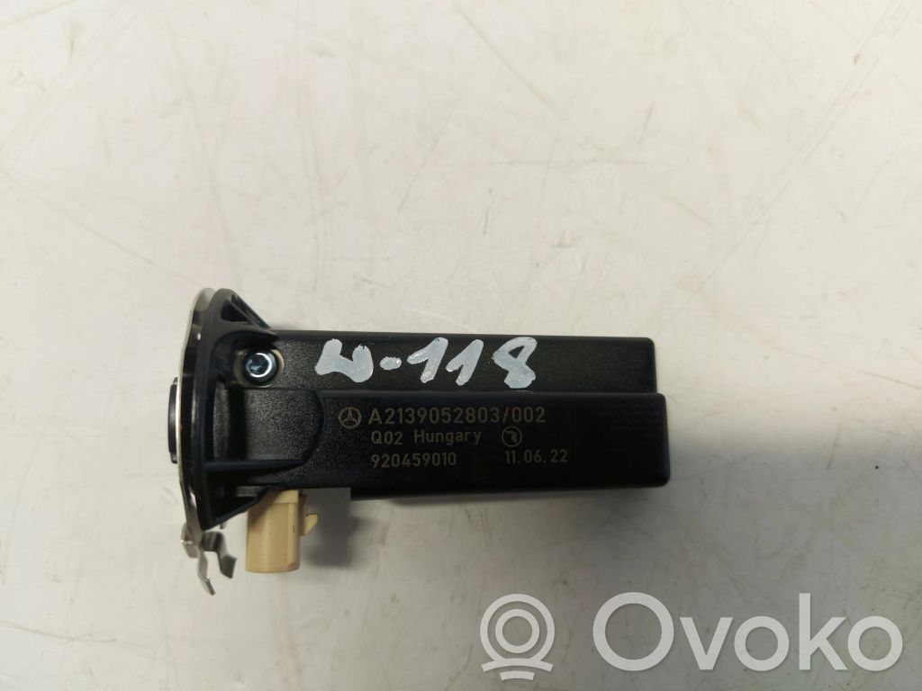 Mercedes-Benz CLA C118 X118 Wzmacniacz anteny 