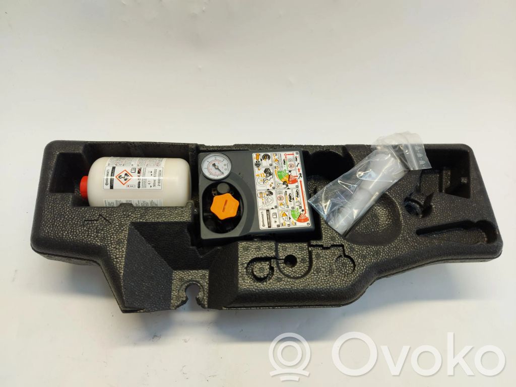 Volvo V60 Set scule 