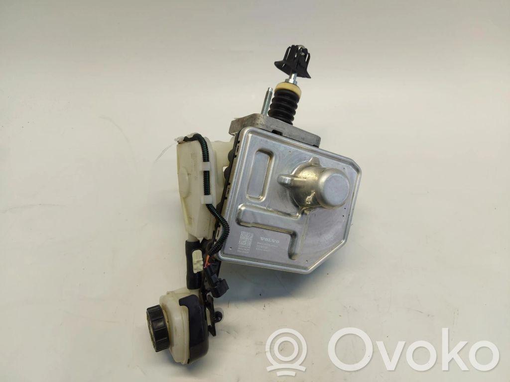 Volvo XC40 ABS-pumppu 