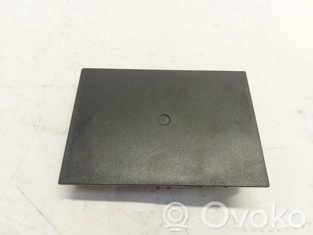 Renault Austral Wireless charging module 