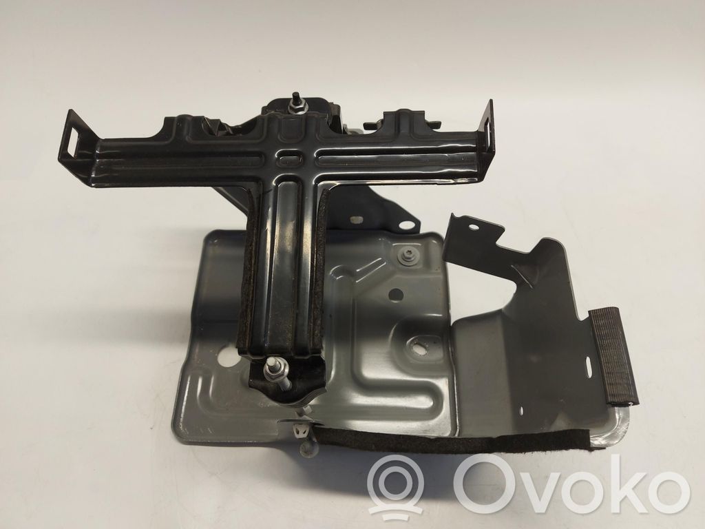 Battery bracket   751P40506R