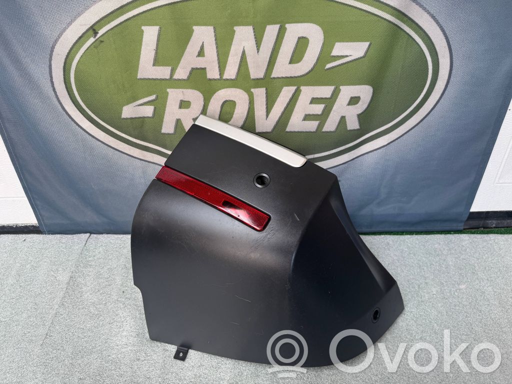 Land Rover Defender Moldura de la esquina del parachoques trasero 