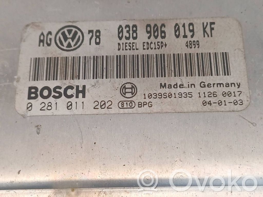 Volkswagen PASSAT B5 Engine control unit/module 