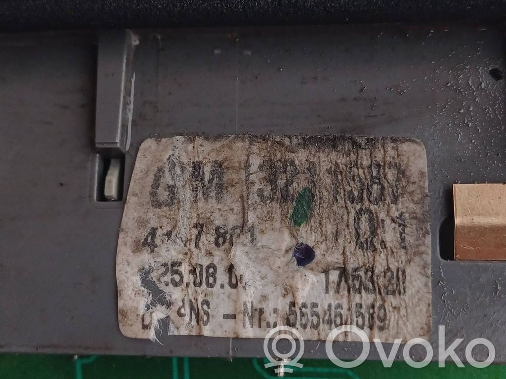 Opel Astra H Lampă frână centrală 