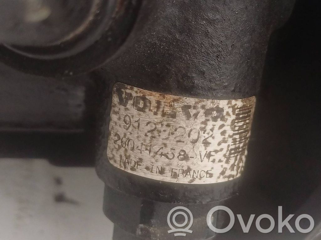 Volvo S40, V40 Power steering pump 