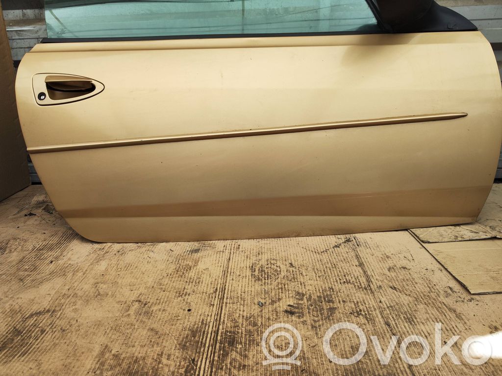 Ovi (2-ovinen coupe)