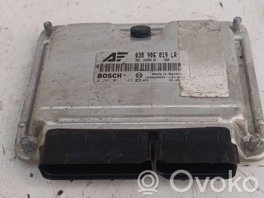 Engine control unit/module   038906019LR,3M2112A650GA,0281011143