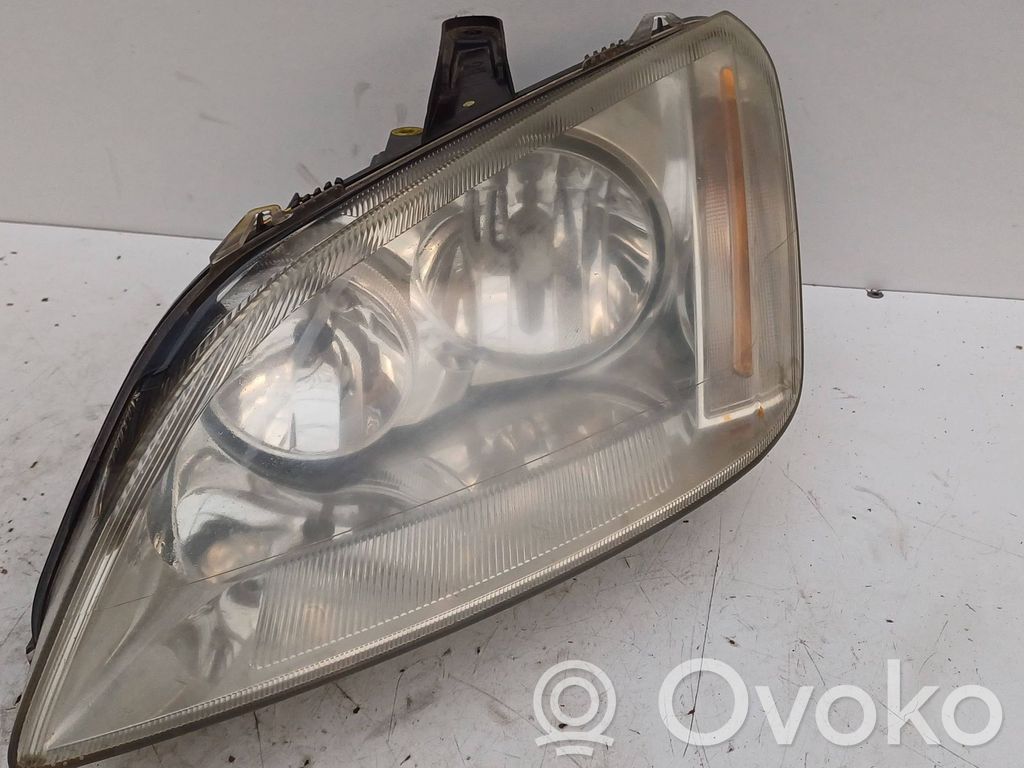Ford Focus C-MAX Headlight/headlamp 