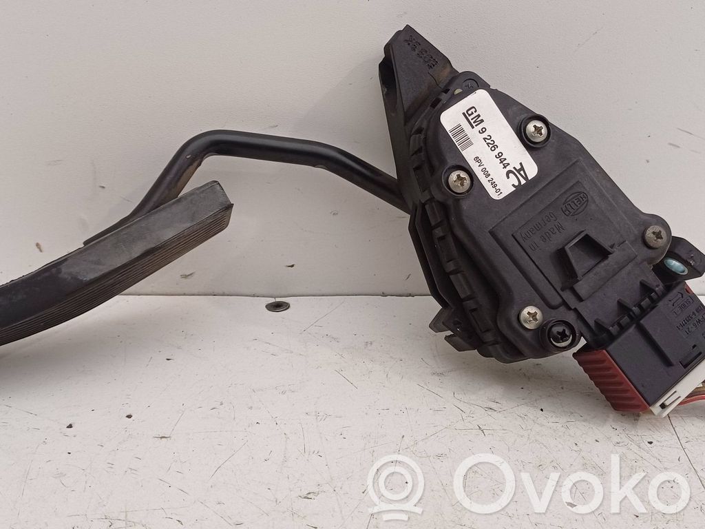 Opel Omega B2 Akceleratoriaus pedalas 