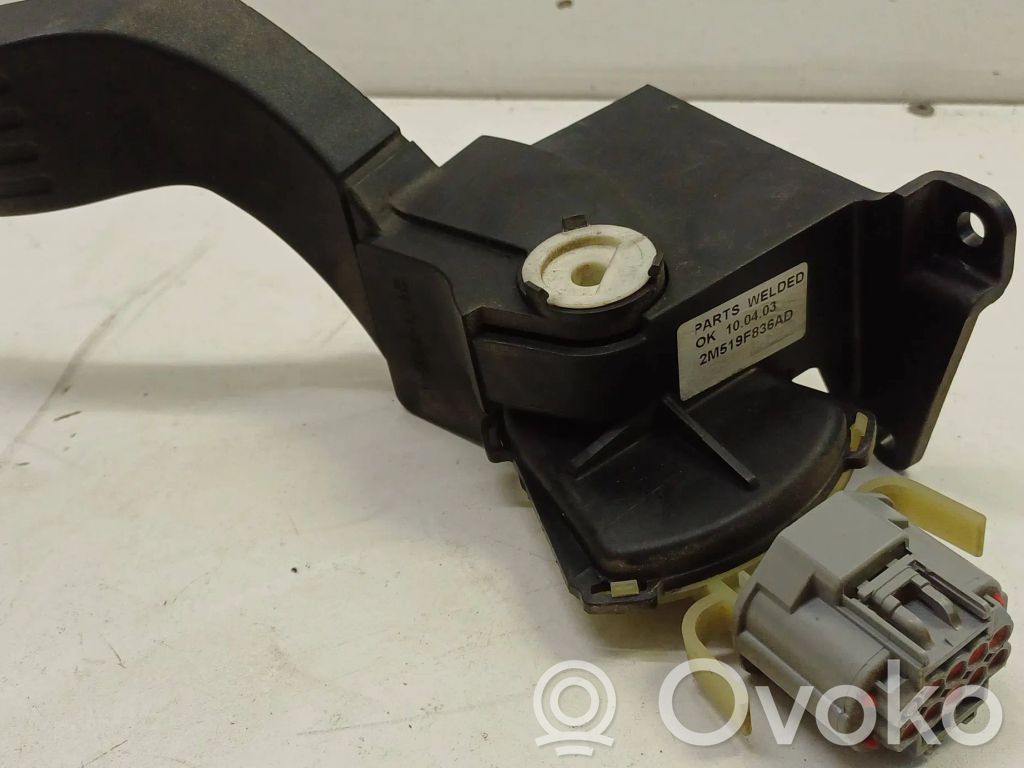 Ford Focus Accelerator throttle pedal 
