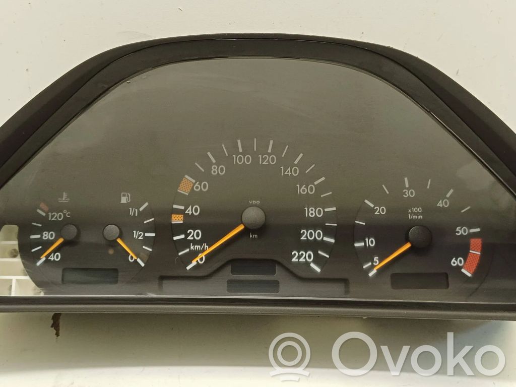 Mercedes-Benz E W210 Speedometer (instrument cluster) 