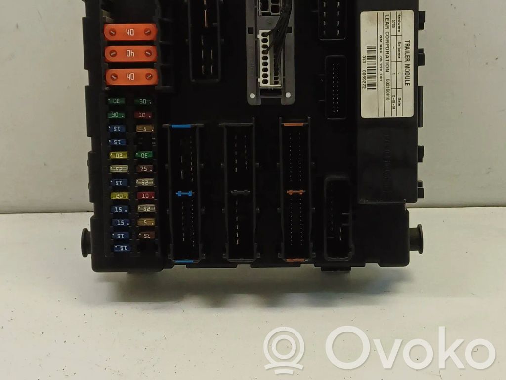 Opel Vectra C Módulo de fusible 