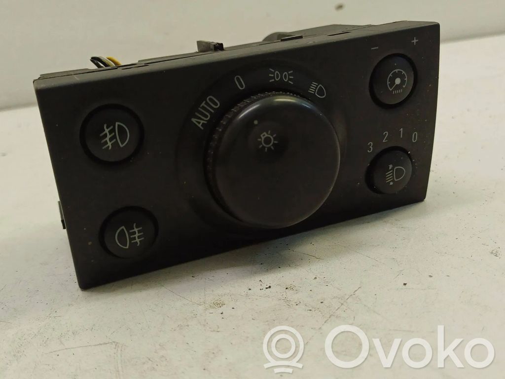 Opel Vectra C Light switch 