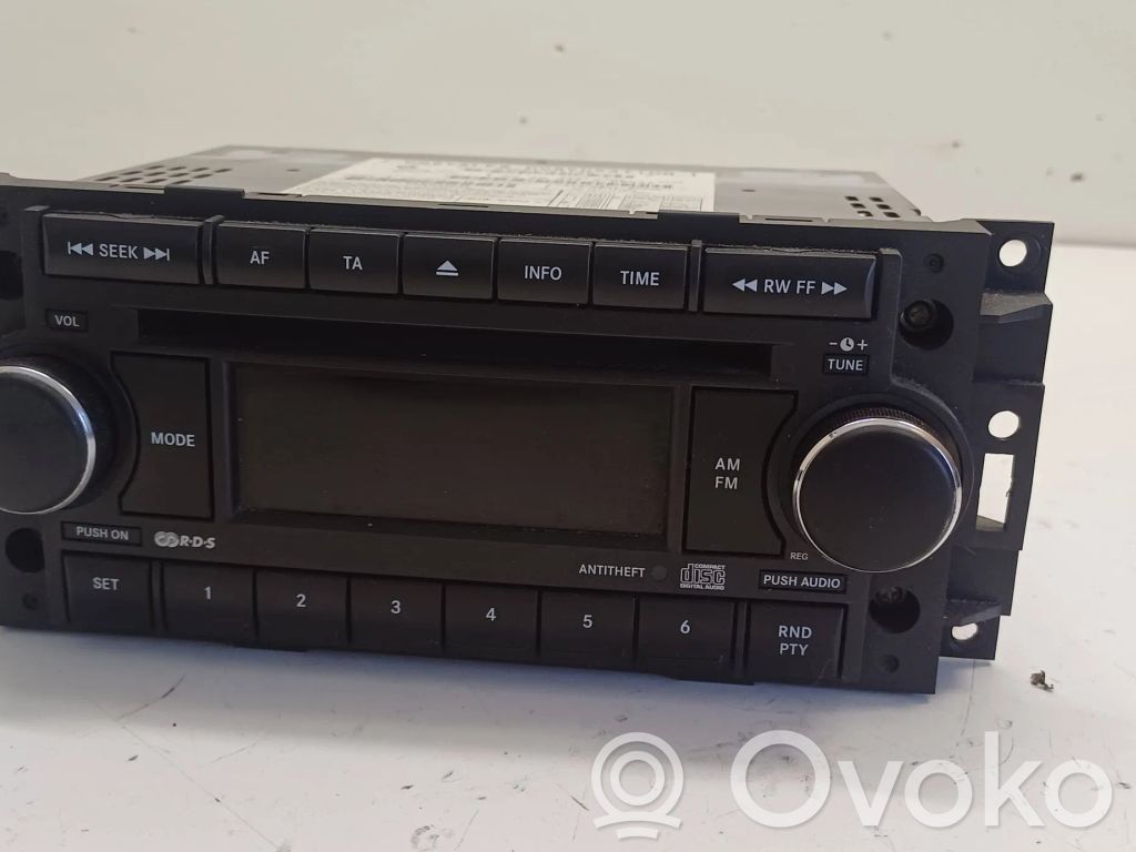 Dodge Caliber Radio/CD/DVD/GPS head unit 