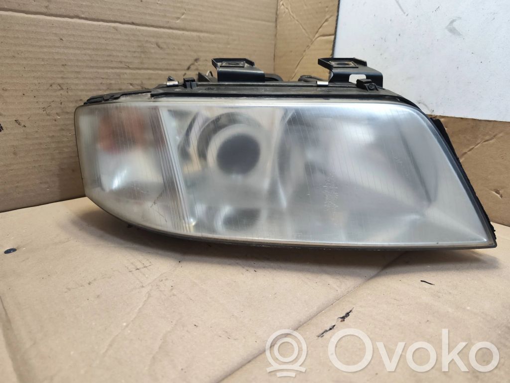 Audi A6 S6 C5 4B Scheinwerfer 
