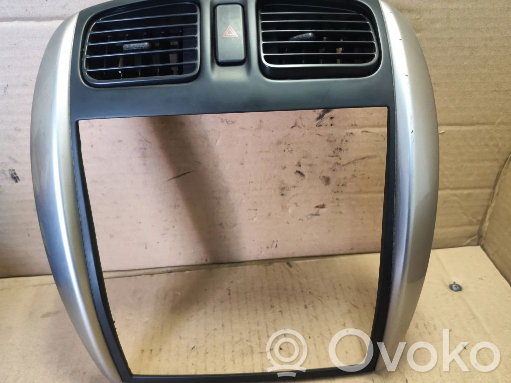 Mazda Premacy Radio/GPS head unit trim 
