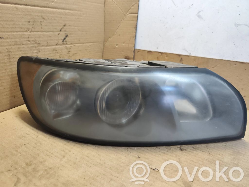 Volvo V50 Priekinis žibintas 