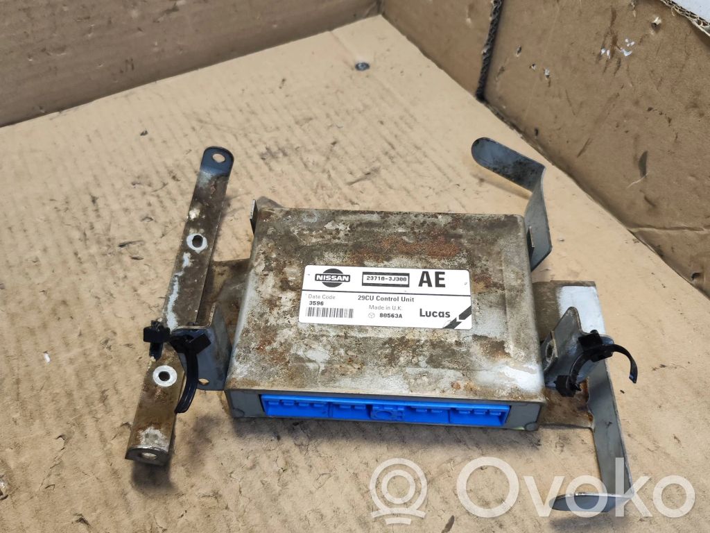 Nissan Primera Engine control unit/module 