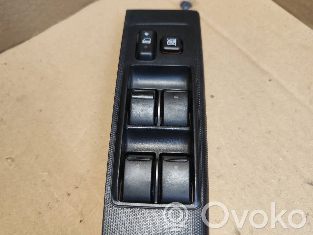 Toyota Corolla Verso E121 Interruptor del elevalunas eléctrico 