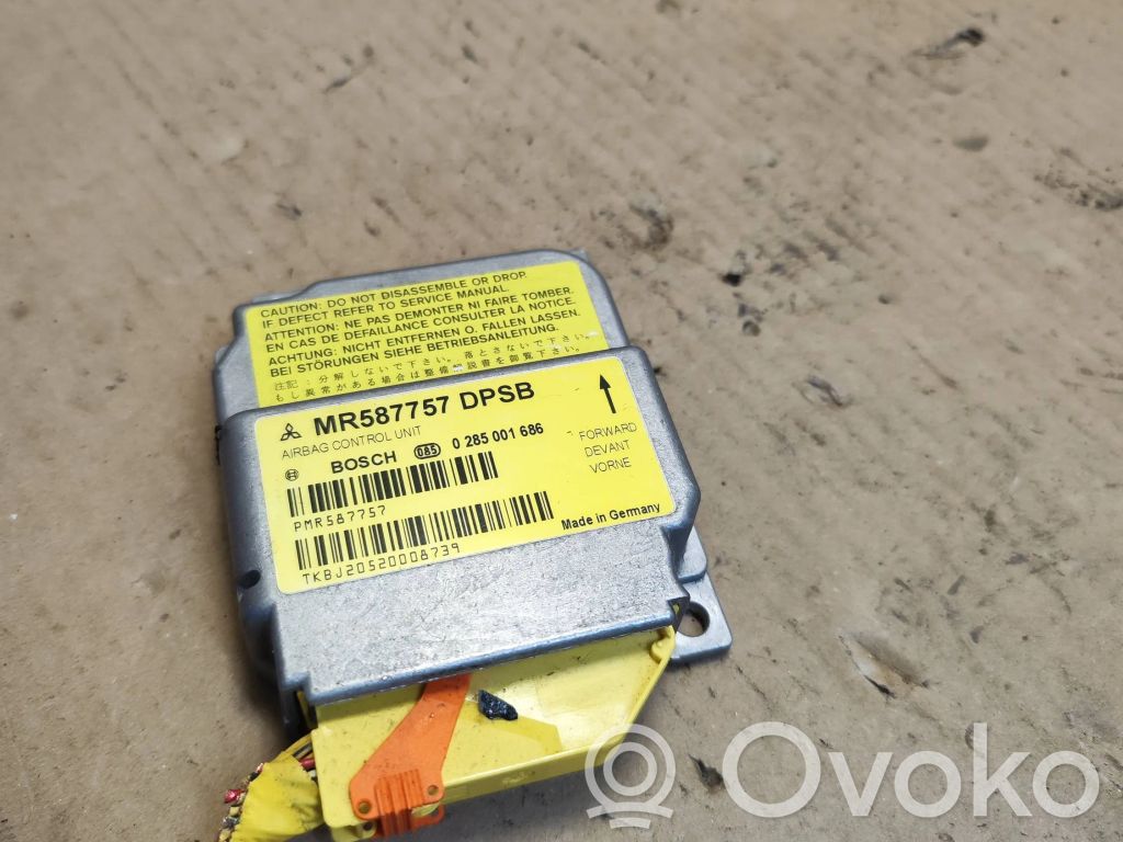 Mitsubishi Colt Unitate/modul de comandă airbaguri 
