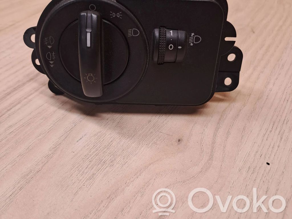 Ford Fiesta Light switch 