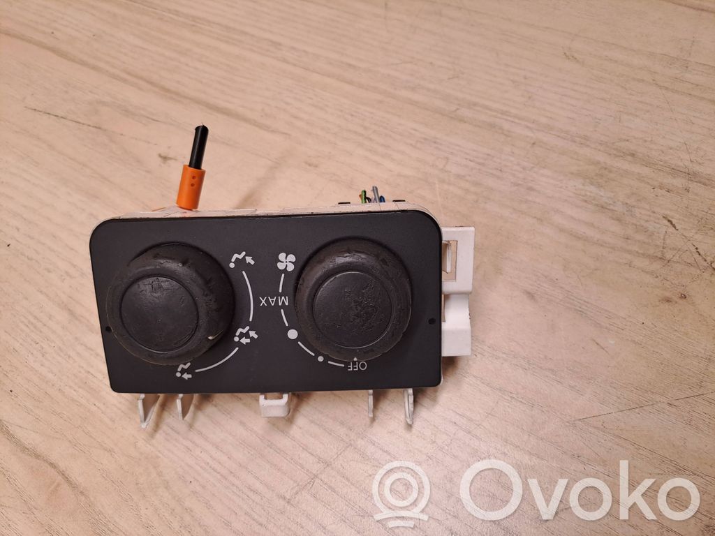 Climate control unit   52488601,920475