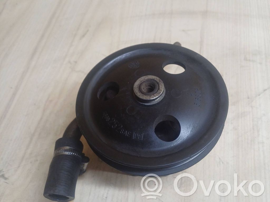 Chrysler Voyager Servopumpe 