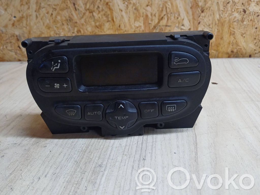 Peugeot 206 Climate control unit 