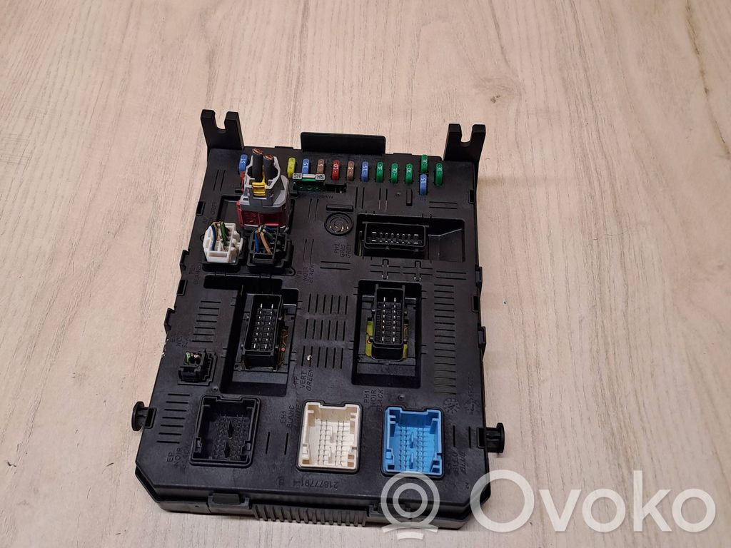 Peugeot 607 Module confort 